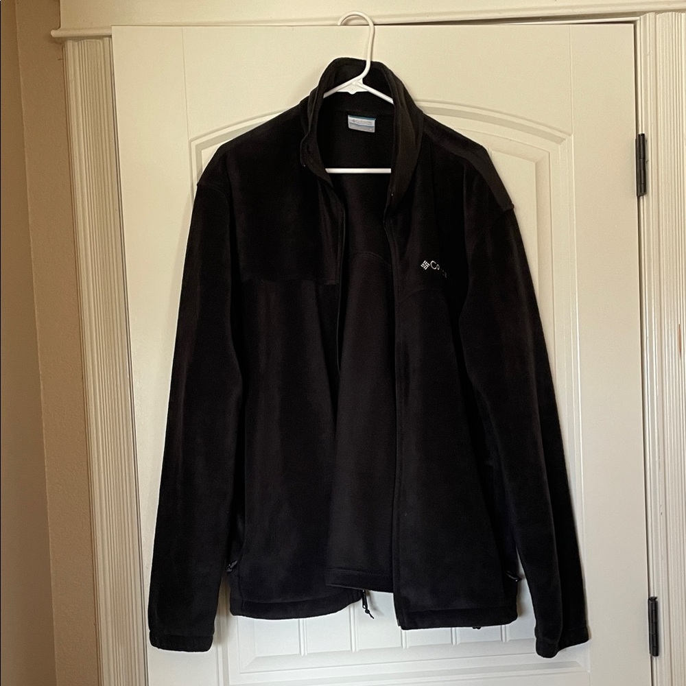 Columbia women’s Dark Performance Jacket